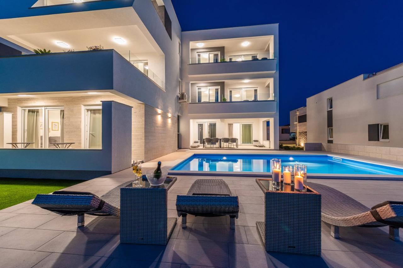 Apartments & Rooms Pool Villas Maris Novalja Ngoại thất bức ảnh