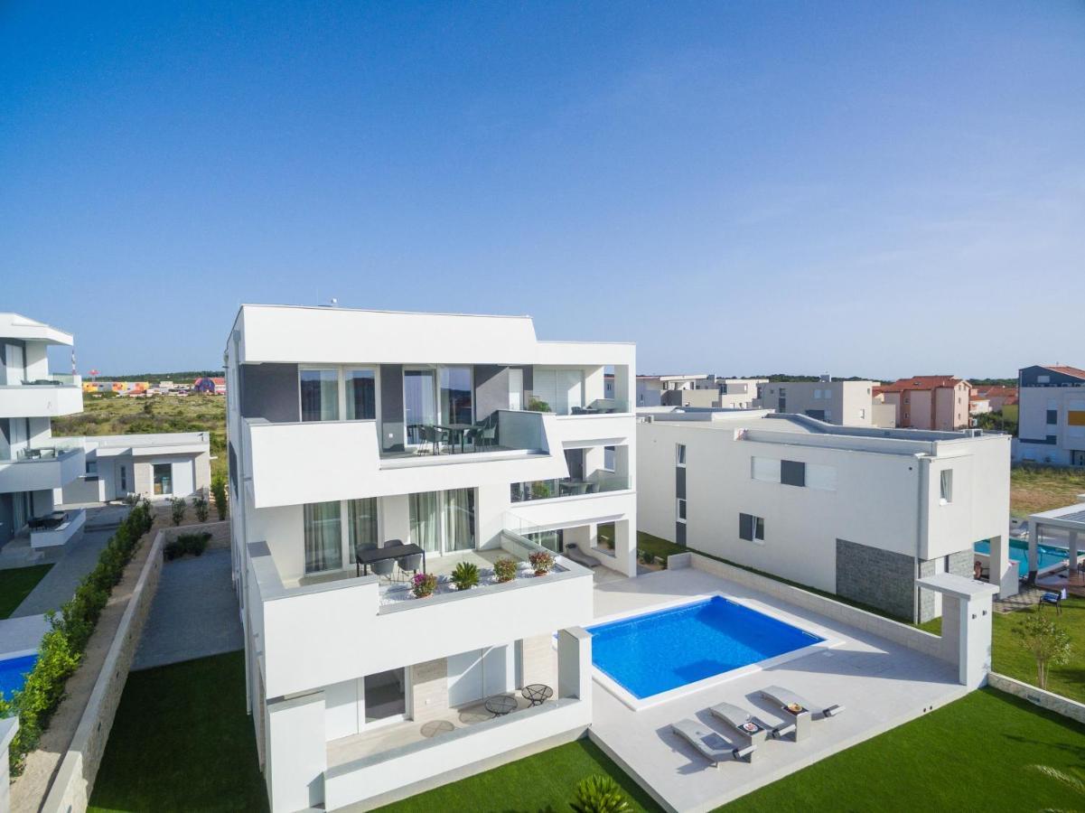 Apartments & Rooms Pool Villas Maris Novalja Ngoại thất bức ảnh
