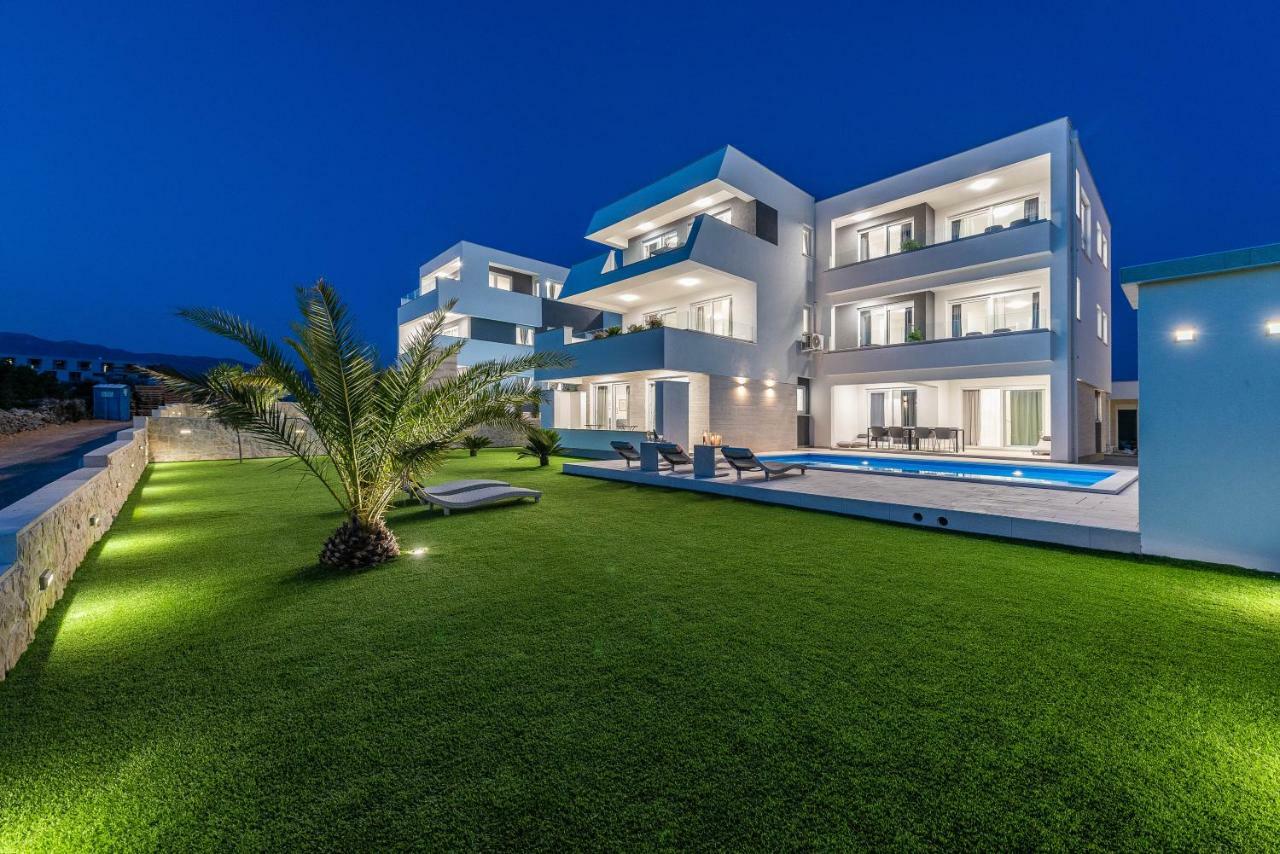 Apartments & Rooms Pool Villas Maris Novalja Ngoại thất bức ảnh