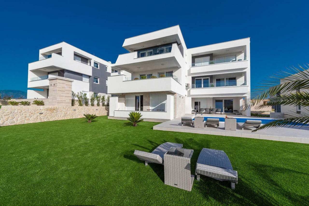 Apartments & Rooms Pool Villas Maris Novalja Ngoại thất bức ảnh